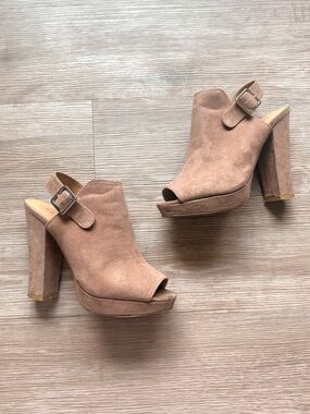 Women's Peep Toe Chunky Platform Heel Booties